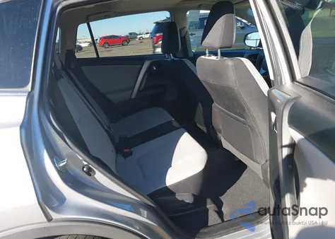 2017 Toyota Rav4 Xle z USA, uszkodzony, nr VIN 2T3WFREV9HW346671